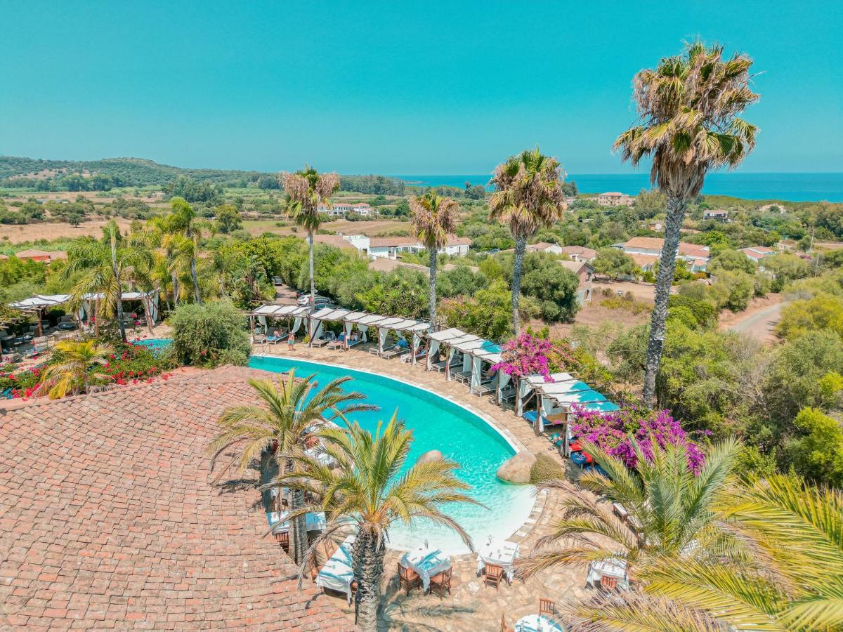 Felix Hotels - Galanias Hotel & Retreat Bari Sardo Exterior photo